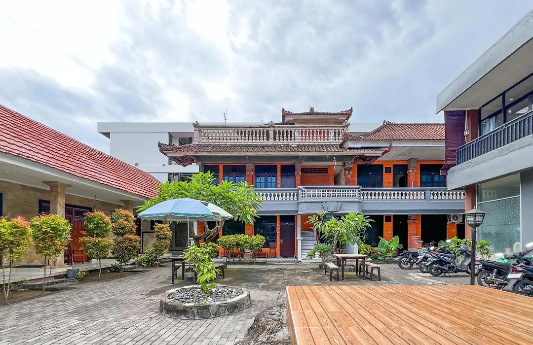 Reddoorz At Mahendra Beach Inn Kuta-1